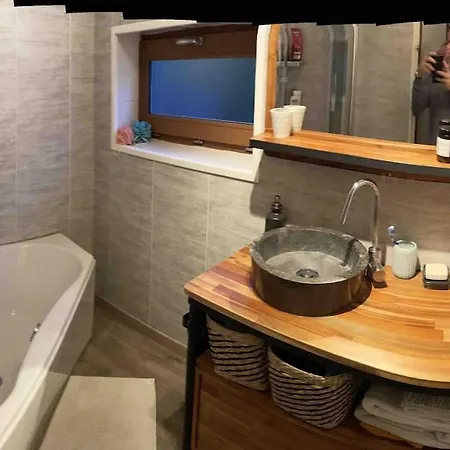 Longere Avec Piscine Prive A 35 Min De Deauville