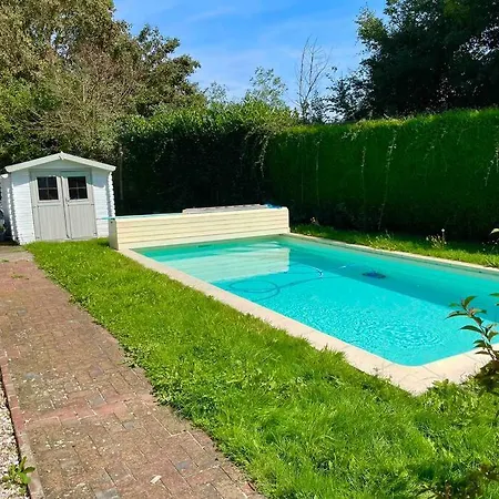 Longere Avec Piscine Prive A 35 Min De Deauville Дом отдыха *